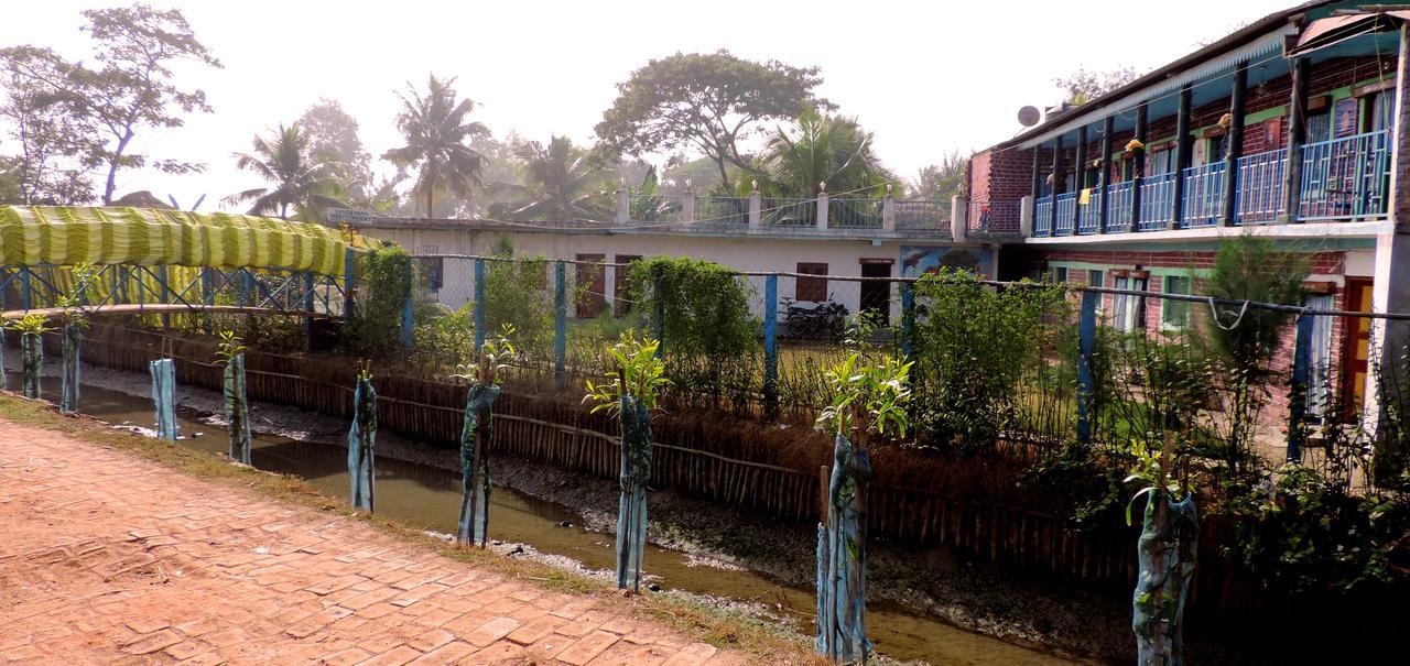 Prakrity Village Resort Sundarbans Gosaha Exterior foto